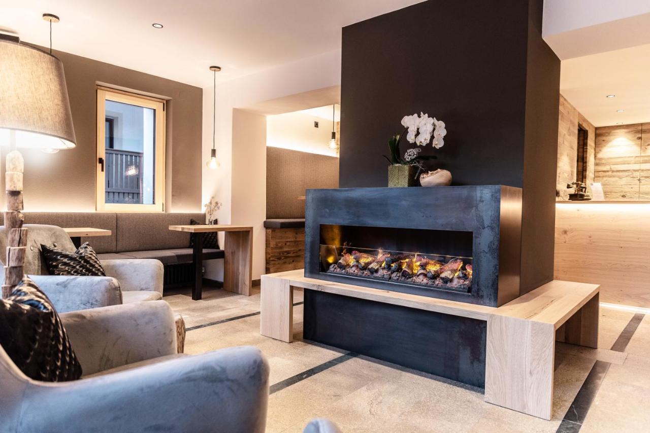 Appartement- Und Wellnesshotel Winkler Falzes Extérieur photo