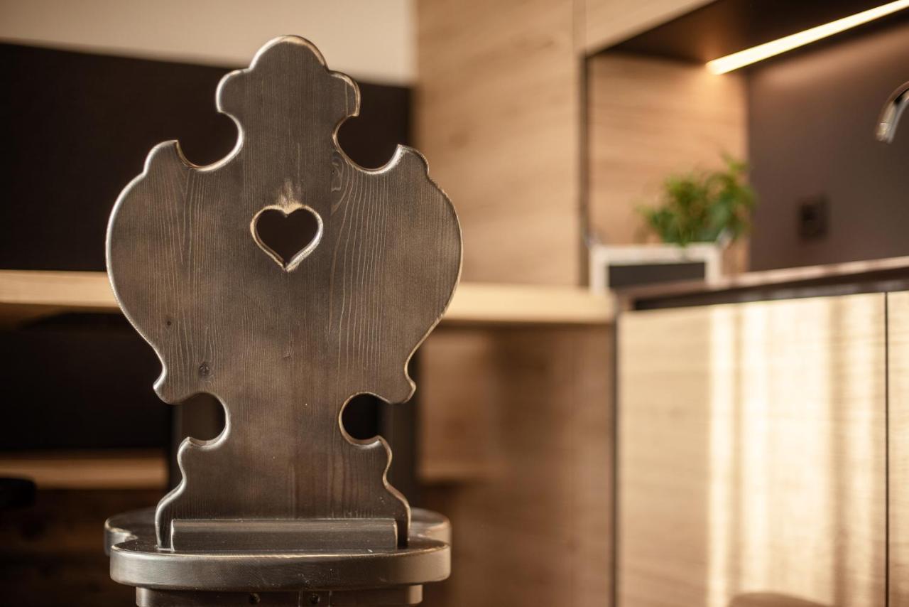 Appartement- Und Wellnesshotel Winkler Falzes Extérieur photo
