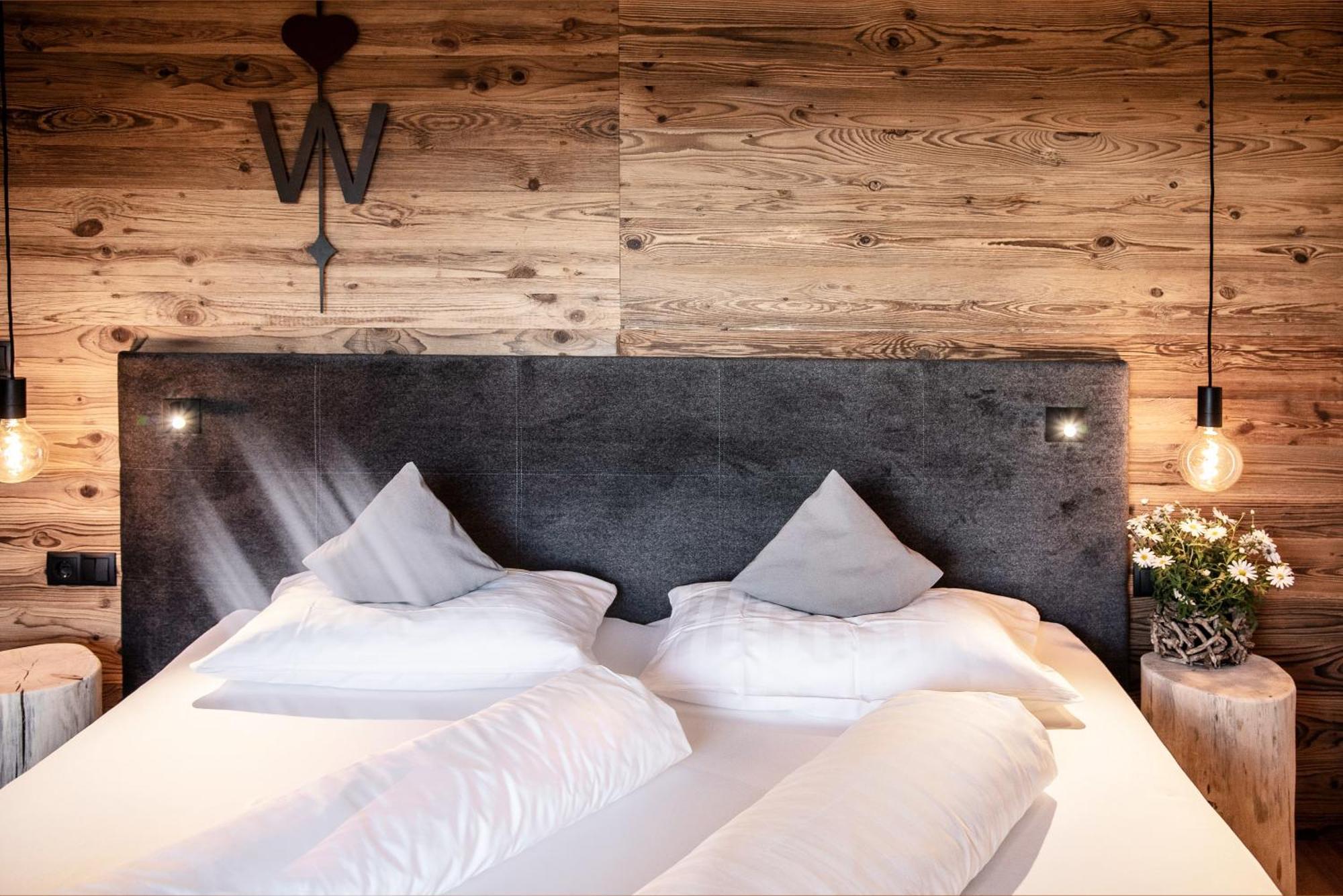 Appartement- Und Wellnesshotel Winkler Falzes Extérieur photo
